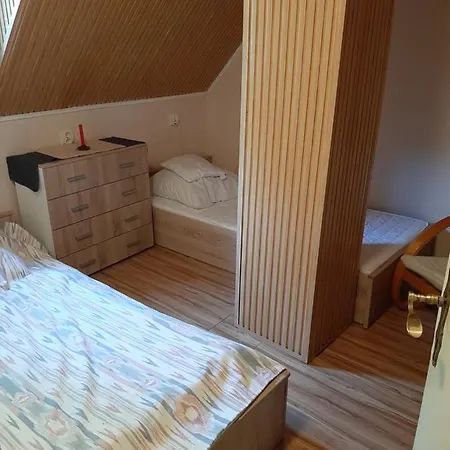 Kremerhaz A Vendeghaz * Harkány
